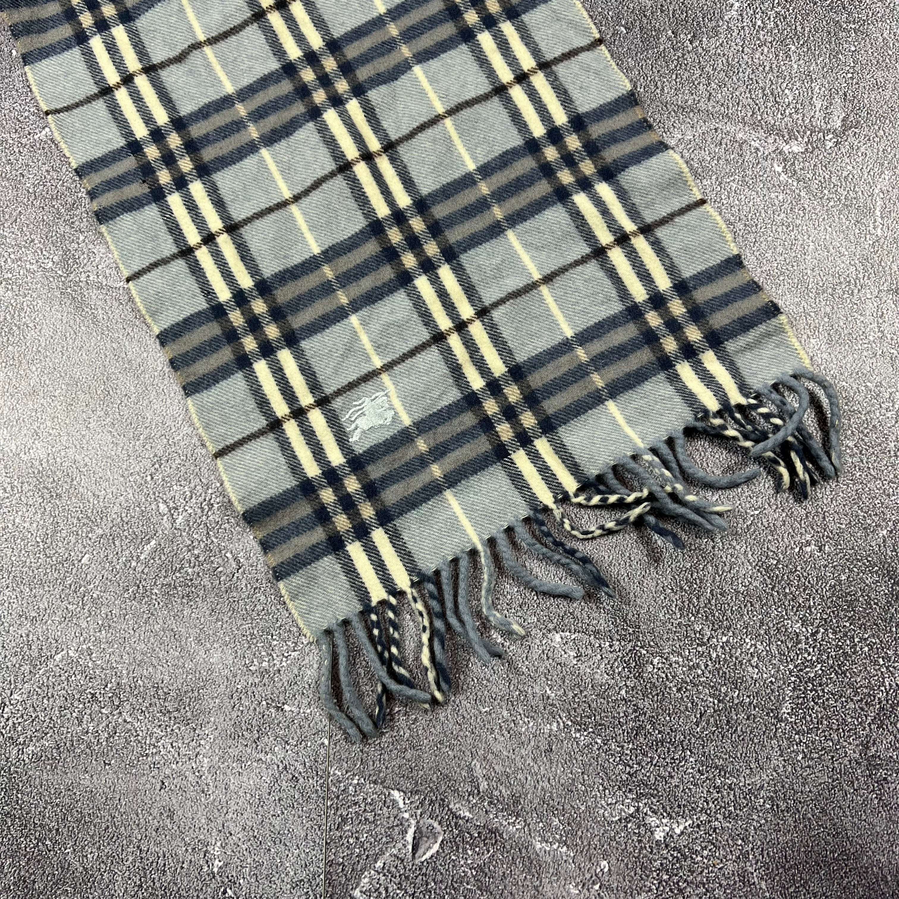 Burberry Schal Babyblau (Unisex)