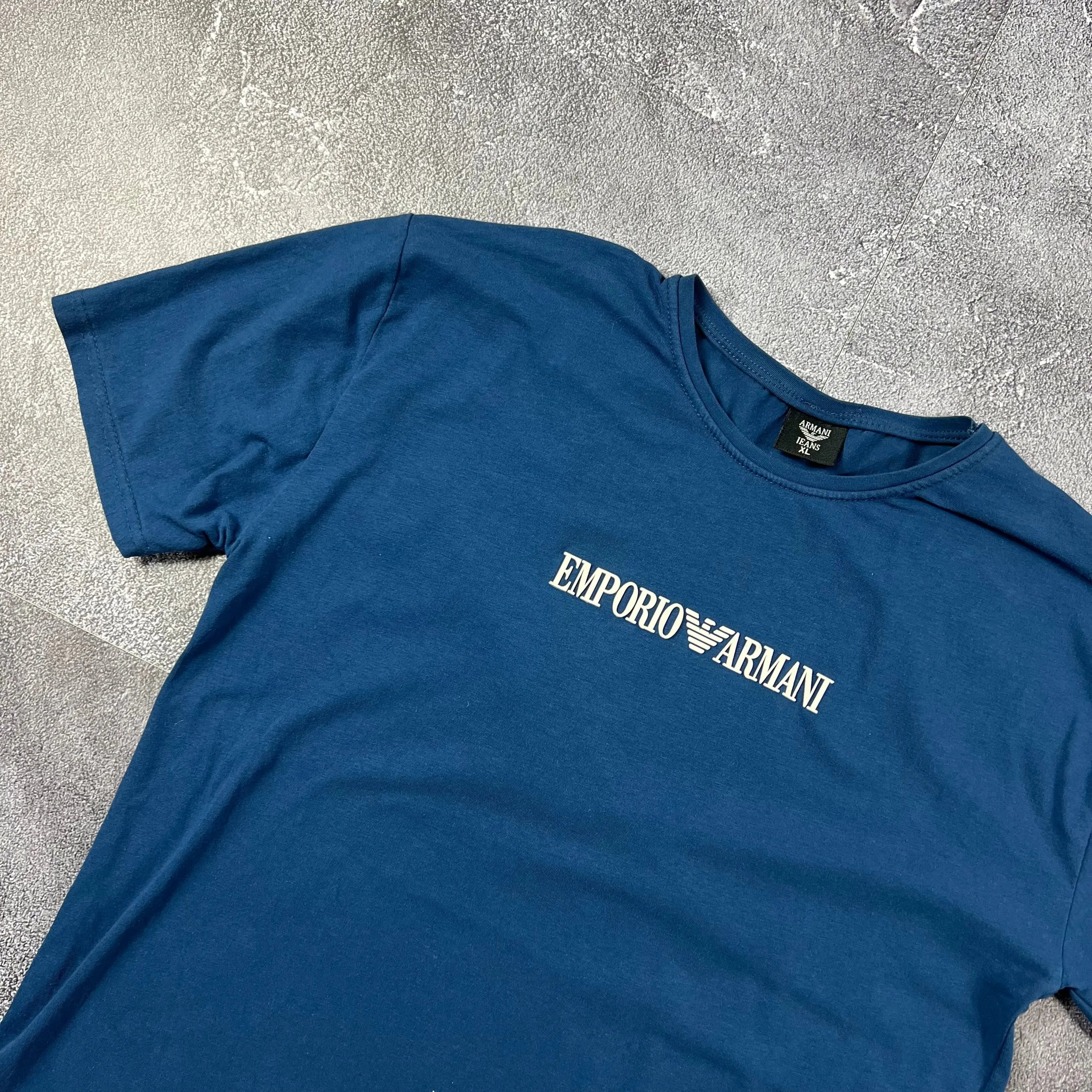 Emporio Armani Tshirt (XL) 014lutz.sells