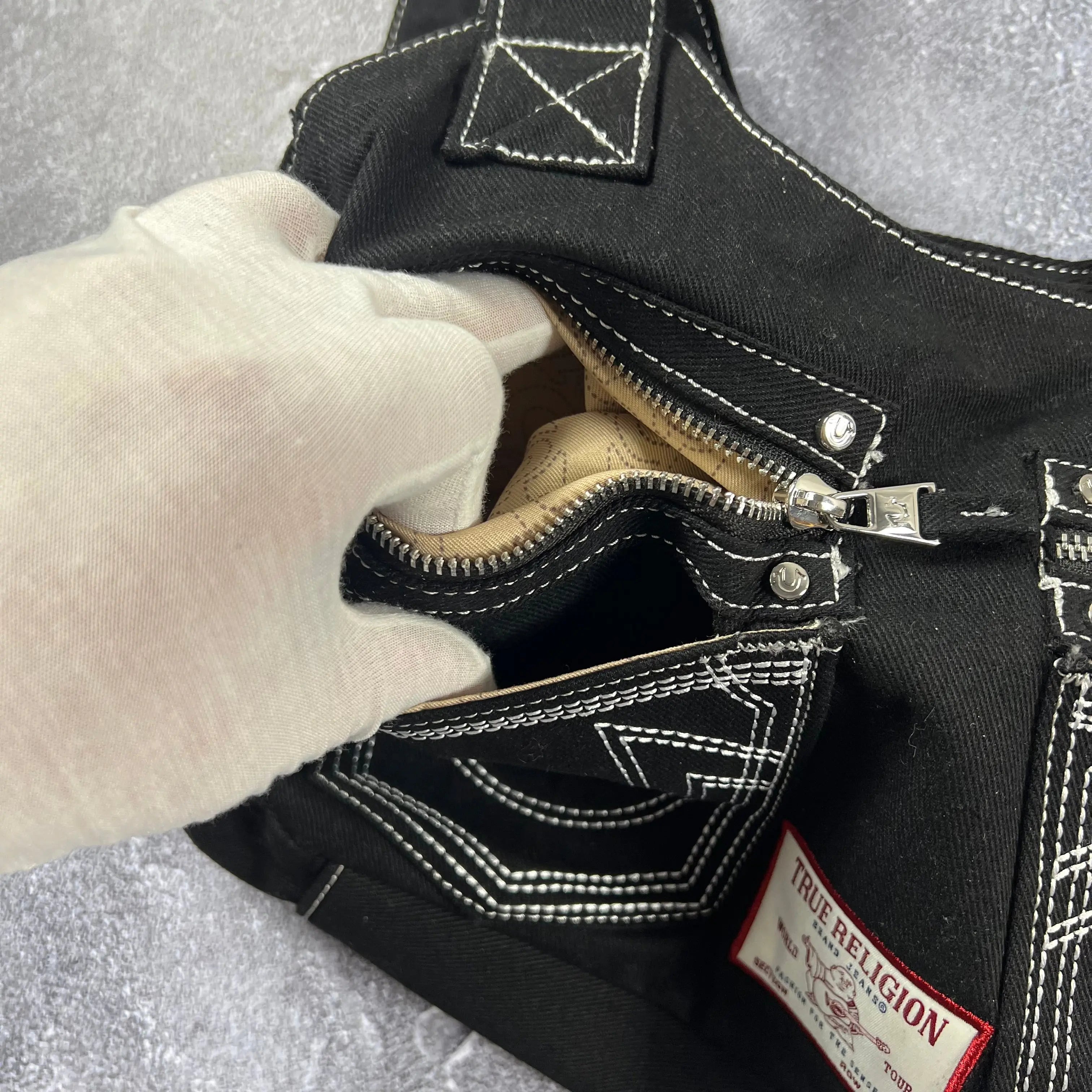 True Religion Umhängetasche (Women) 014lutz.sells