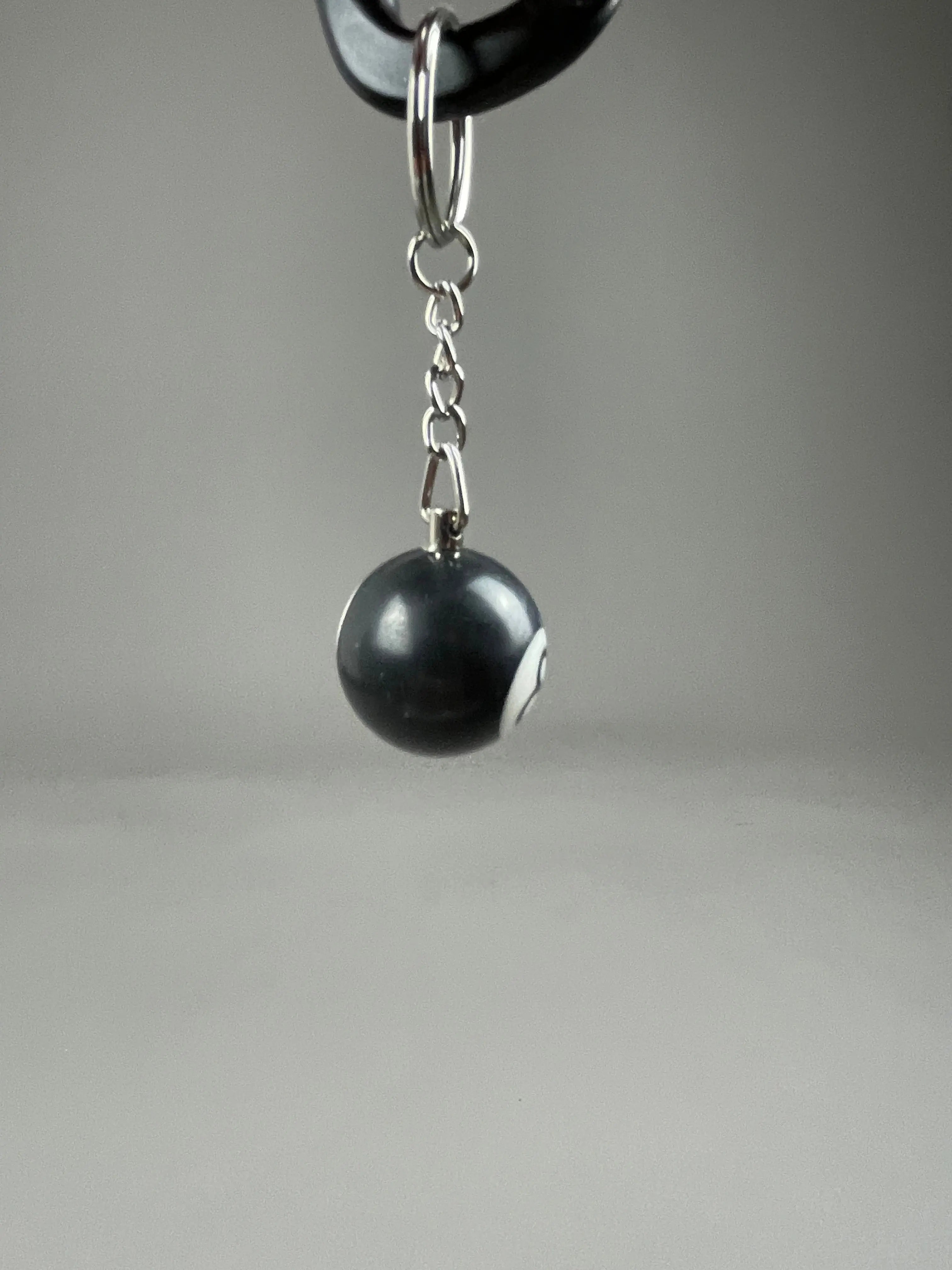 Vintage 8-Ball Schlüsselanhänger (Unisex) 014lutz.sells